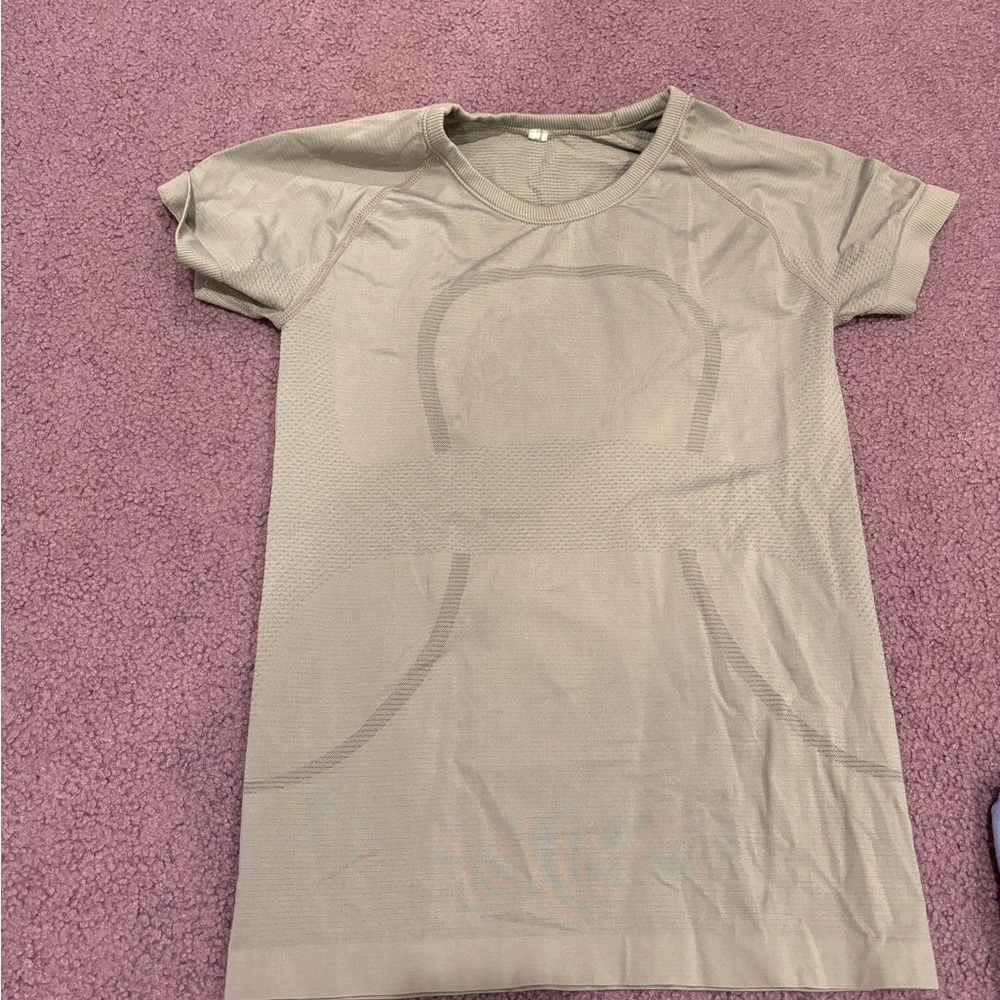 Gray Short Sleeve lululemon  Top